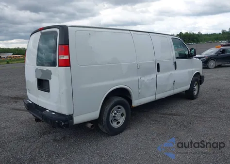 2011 Chevrolet Express 2500 Work Van from USA, damaged, VIN 1GCWGFCA5B1169828